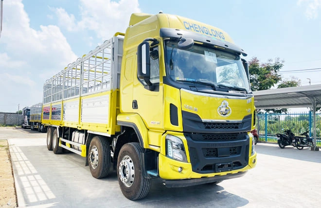 XE TẢI THÙNG 4 CHÂN  CHENGLONG H5 8x4 290HP