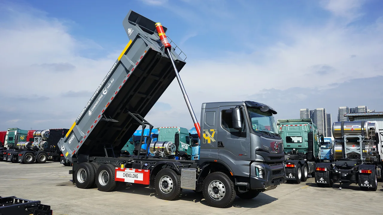 Xe tải ben Chenglong H7 390HP (8x4) 